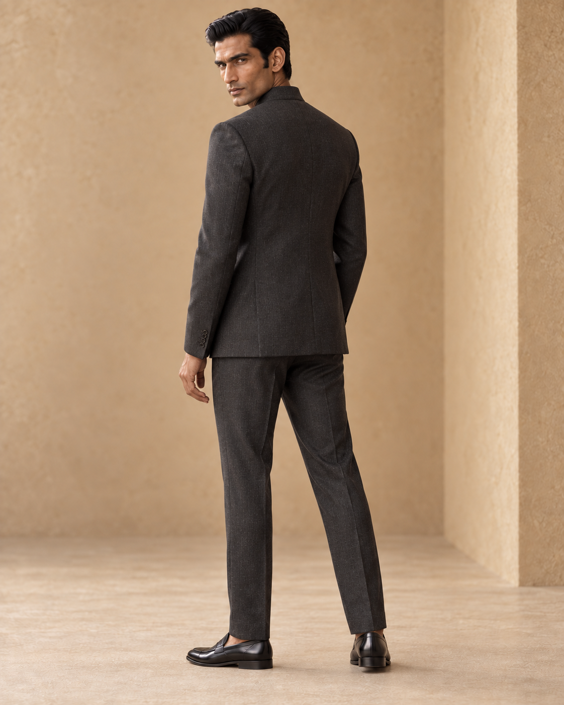 The Jodhpur Neo with a tonal inner panel, rear view